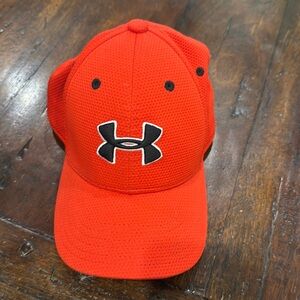 Under Armour youth orange baseball cap. Small/medium
